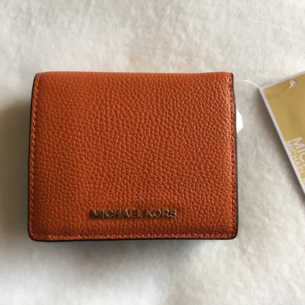 ❣️MK SALE❣️ MK Mercer Carryall Card Case Wallet